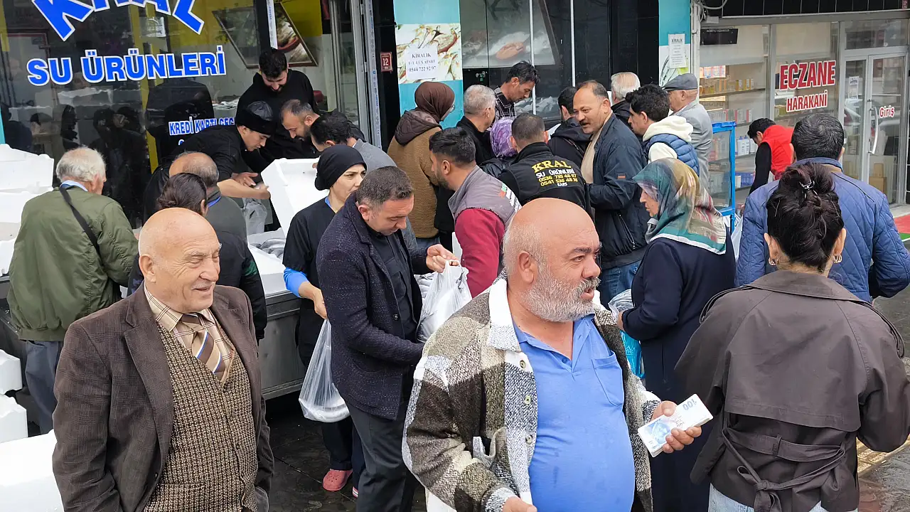 Palamut'un tanesi 50 liradan satıldı, tezgâhlarda yoğunluk yaşandı !