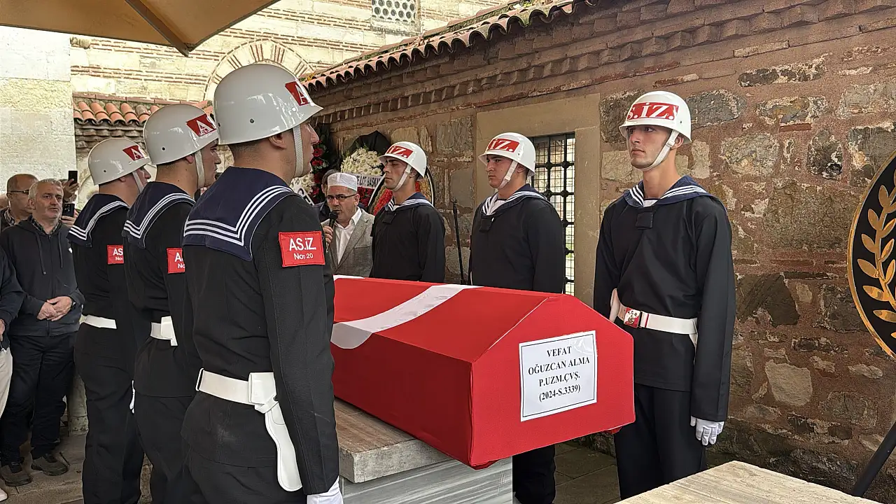 Görev başında hayatını kaybeden Uzman Çavuş Oğuzcan Alma son yolculuğuna uğurlandı