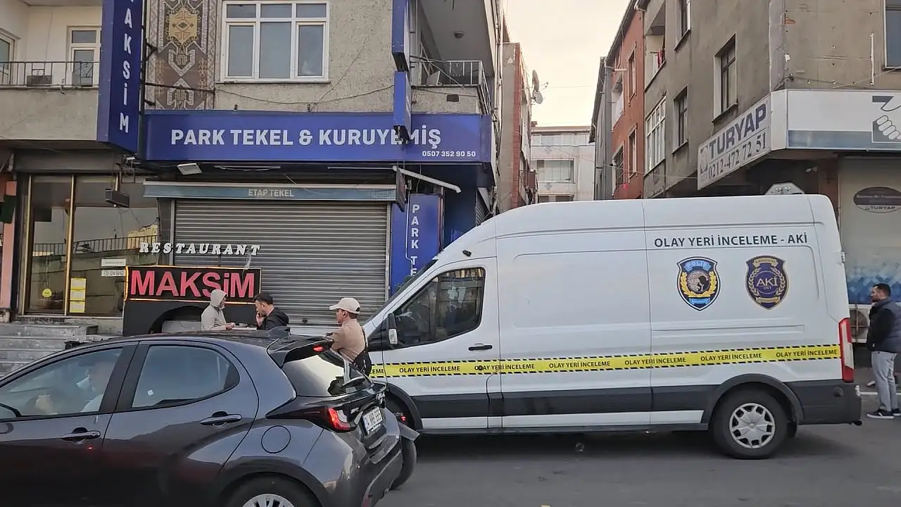 Müzikholde silahlı çatışma! 1'i polis 2 kişi hayatını kaybetti