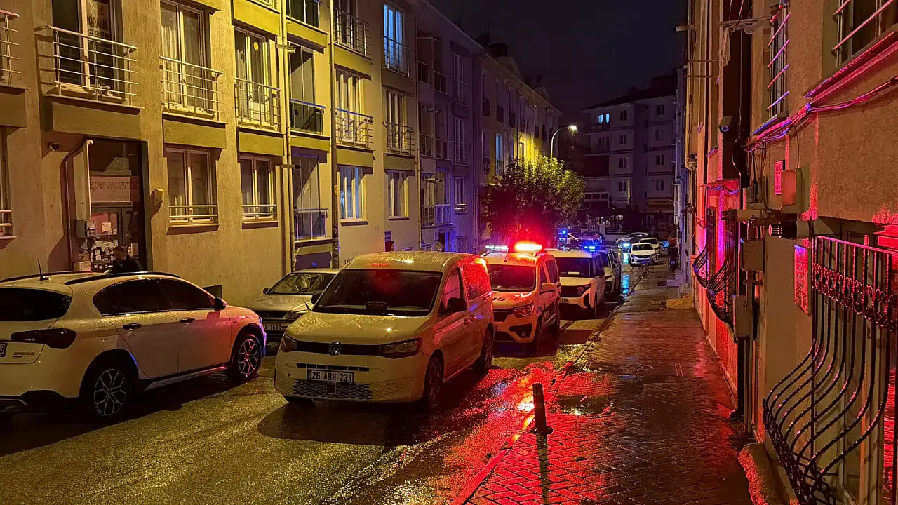 KADES ihbarına giden polis ekipleri erkek cesedi buldu
