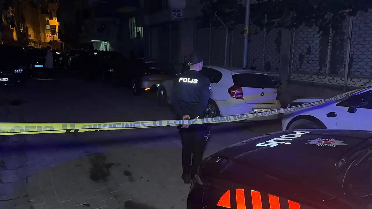 İhbara giden polis ekiplerine ateş açıldı