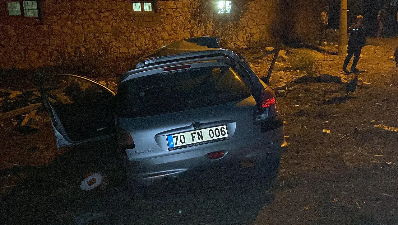 Otomobil ineğe çarptı: 5 kişi yaralandı