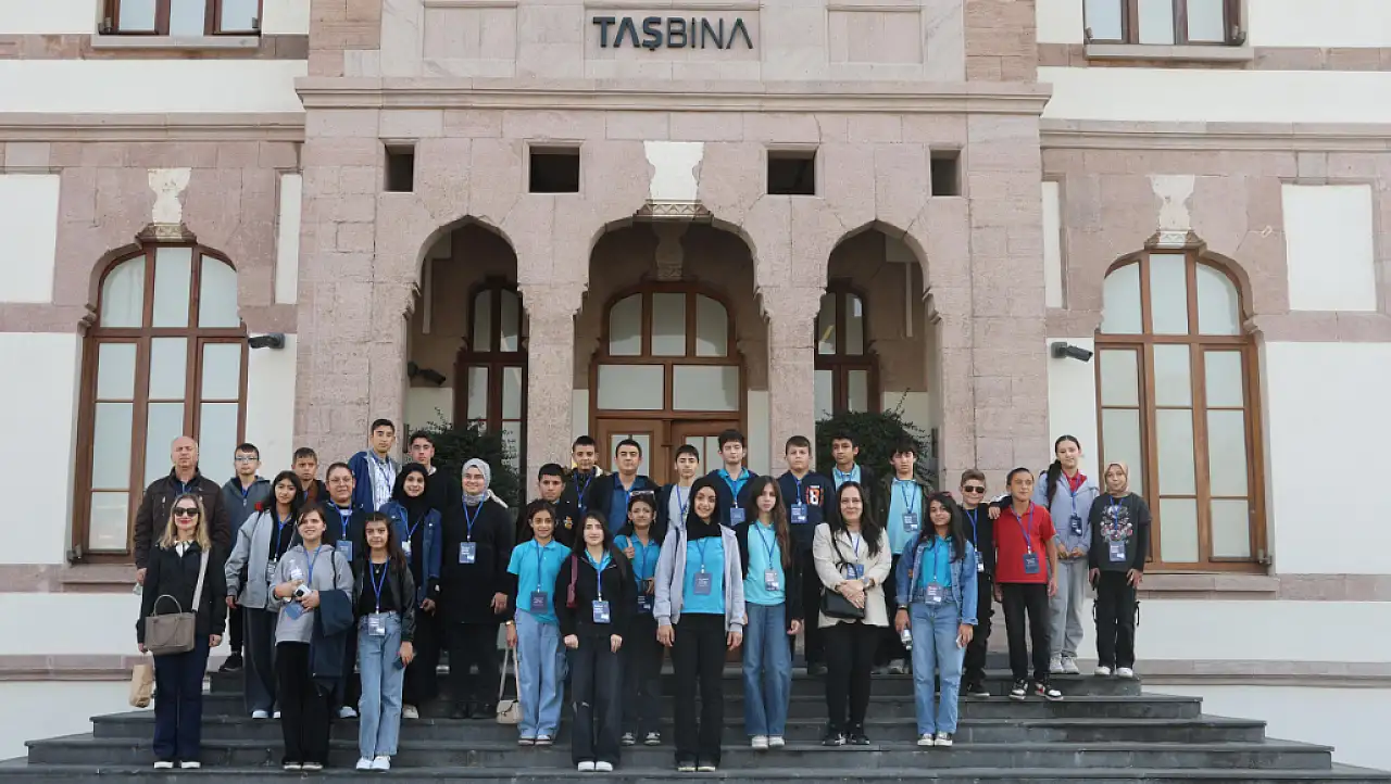 Konya Büyükşehir Belediyesi'nden 45 bin öğrenciye bilim, tarih ve kültür gezisi!
