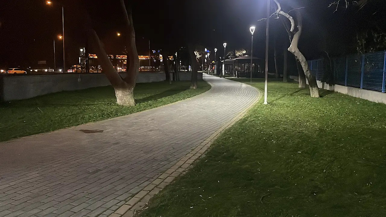 Kon ya'da bıçaklı kavga: 3 kişi yaralandı!