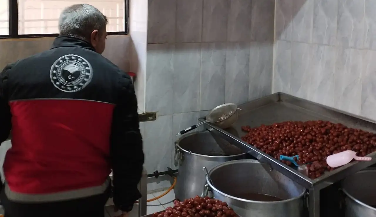 Konya'da bayram öncesi gıda denetimleri sıklaştırıldı: Satış noktaları mercek altında