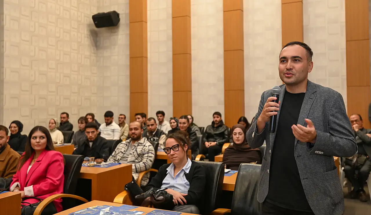 Üniversite öğrencileri Selçuklu Belediyesi Aralık Ayı Meclis Toplantısı'na katıldı