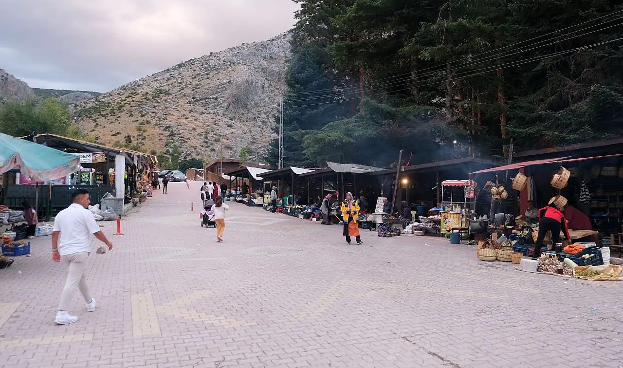 Konya'da binlerce yıllık sır: Her yıl binlerce kişiyi ağırlıyor