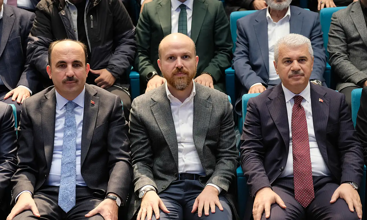 Bilal Erdoğan Konya'da gençlere seslendi: 'Sizler keşfedeceksiniz'