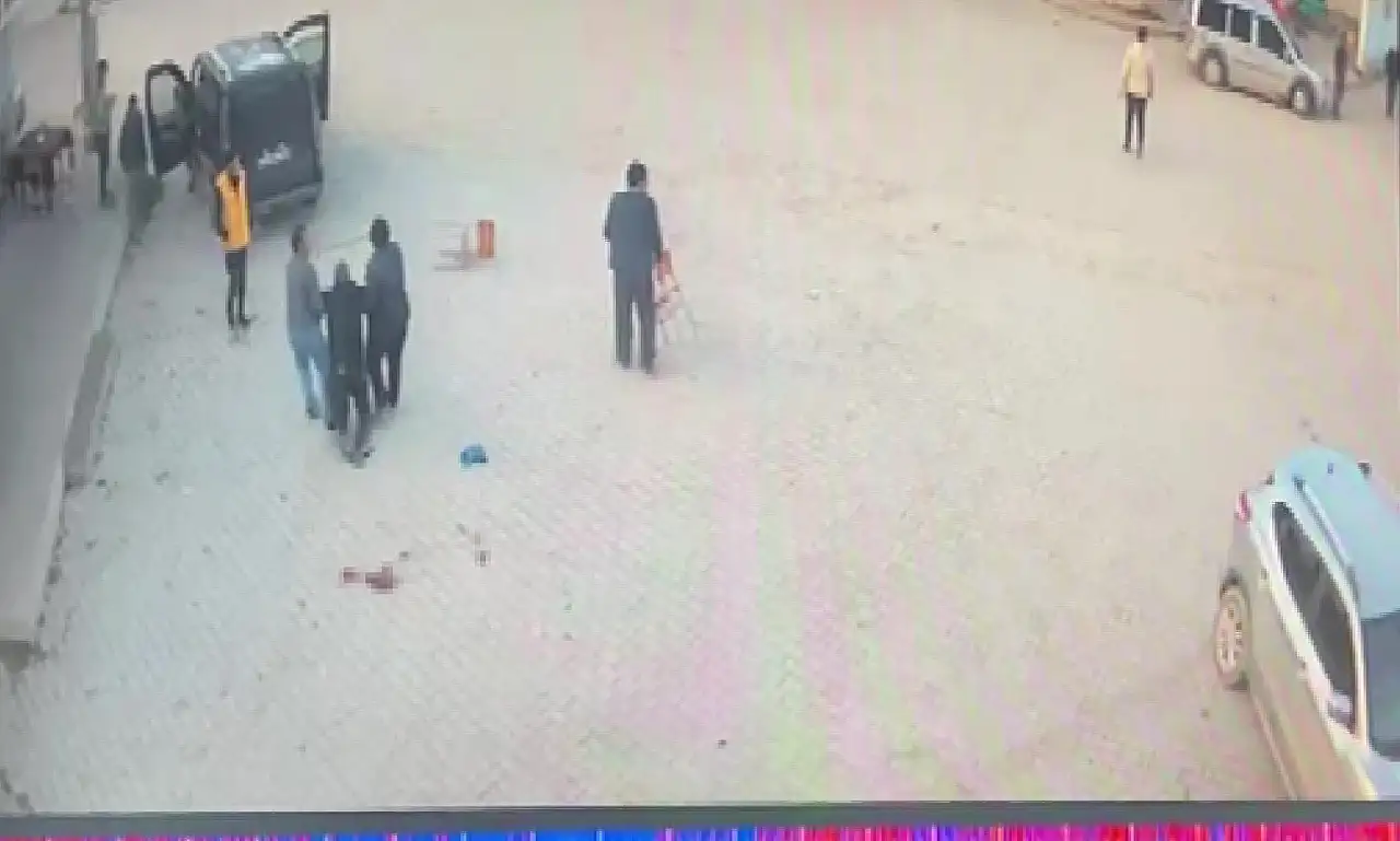 Köy kahvesindeki kavga tüfekle başladı, bıçakla bitti: 1 ölü, 1 yaralı