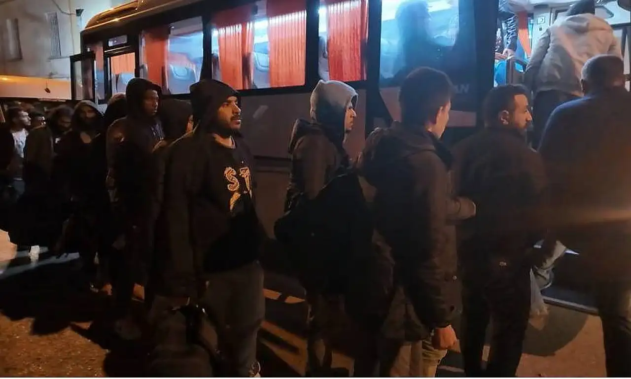 Umut yolculuğu faciayla bitti: 1 çocuk hayatını kaybetti