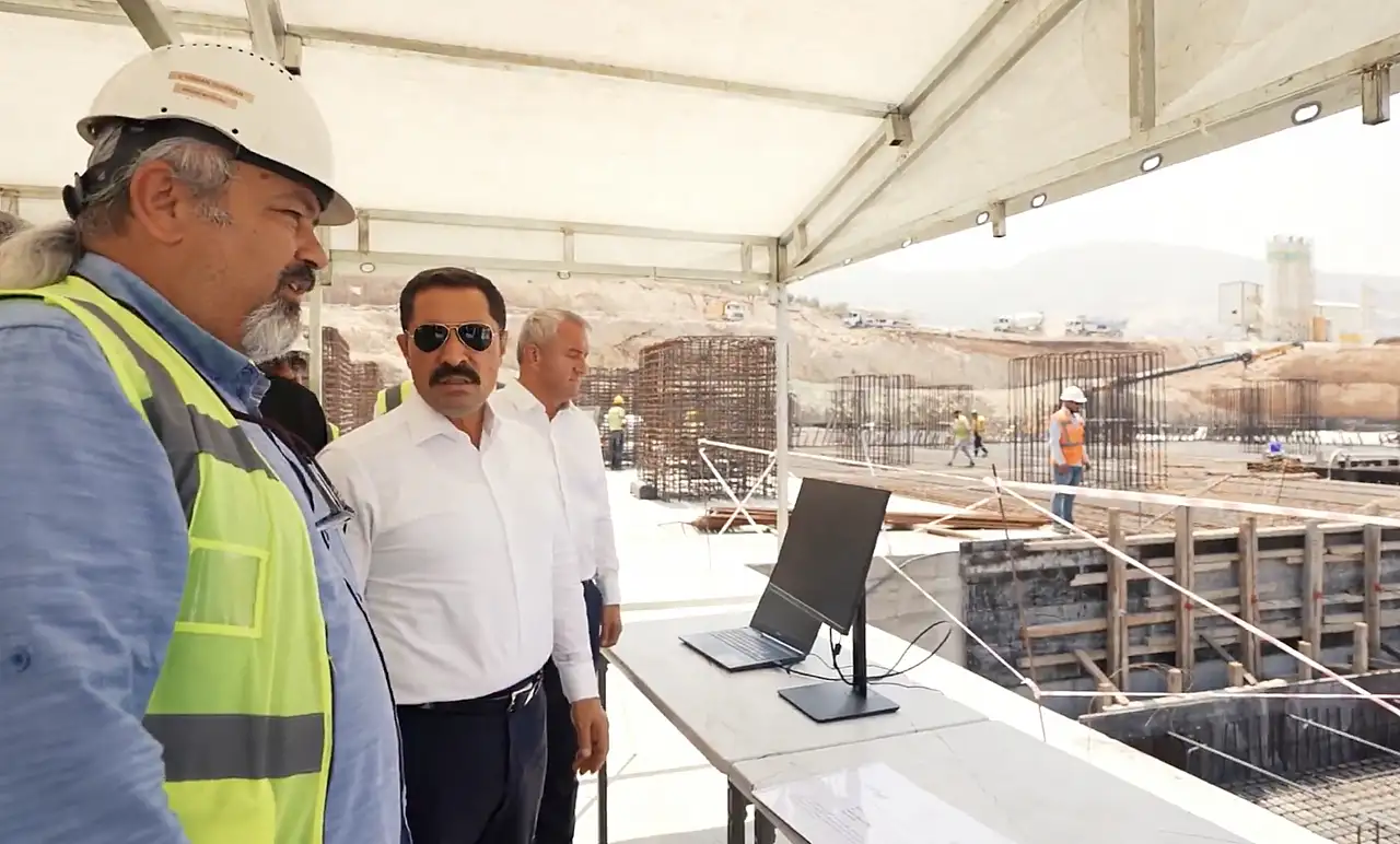 Depreme dayanıklı devlet hastanesinin inşası sürüyor