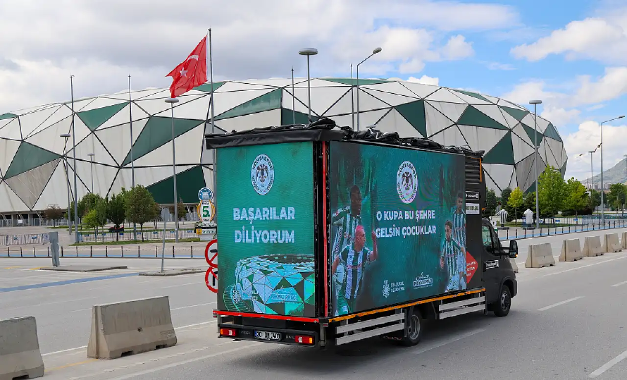 Selçuklu 'Bayrak As' çağrısıyla yeşil-beyaza büründü