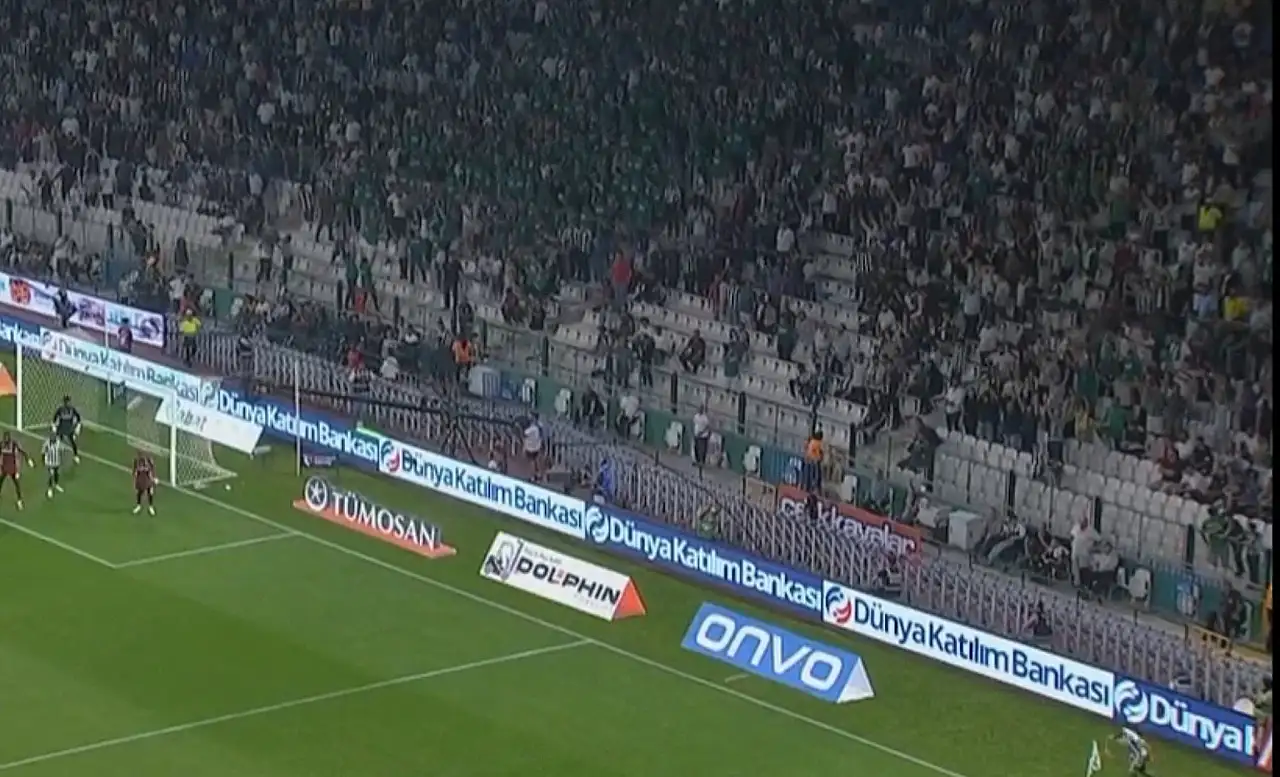 Ne davul ne pankart… Nalçacı'nın Trabzonspor maçındaki detayı gözlerden kaçmadı!