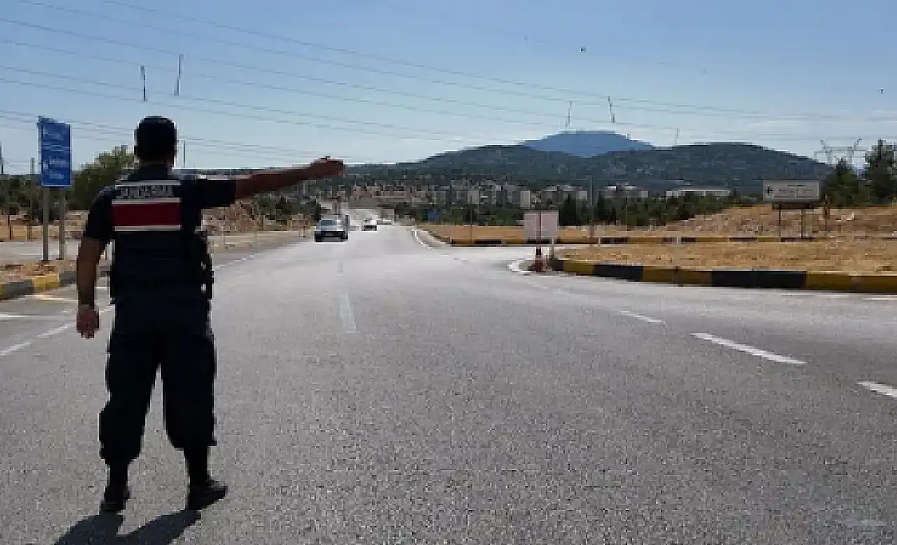 Konya'da sürücülere kritik uyarı: O güzergah trafiğe kapatıldı!