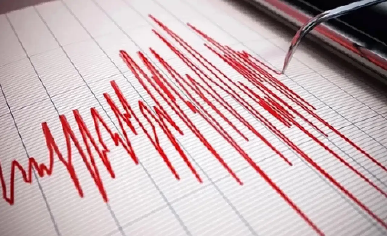 Balıkesir'de korkutan deprem!