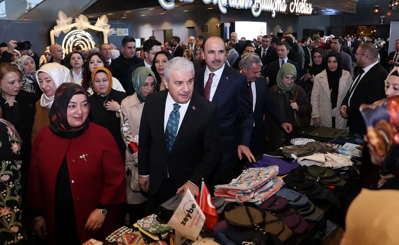 Konya'da belediye öncülük etti: Hanımlar hünerlerini sergiledi!