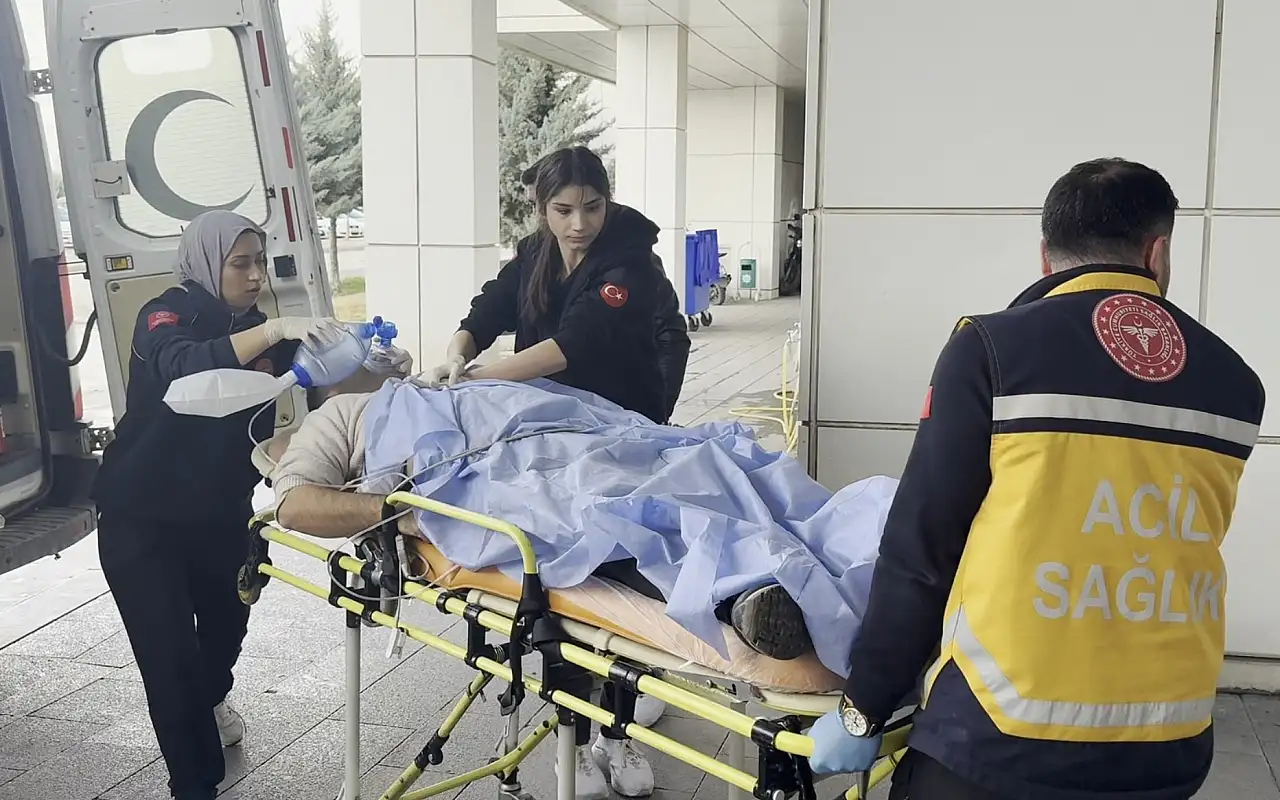 Kazayı duyup koştu, olay yerinde kalbi dayanmadı