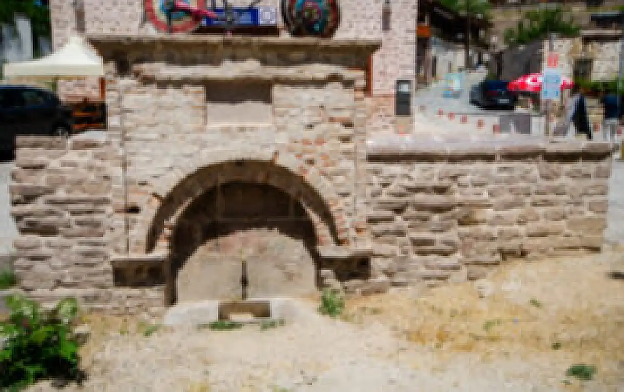 Konya'da tarihe direnen çeşme: Her türlü felekete rağmen halen ayakta!