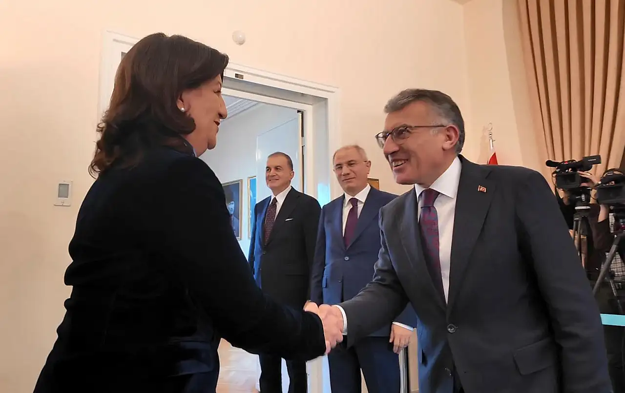 DEM Parti heyetinden AK Parti'ye ziyaret