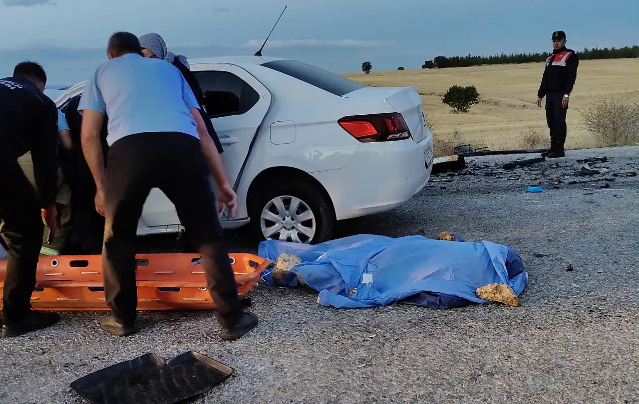 Karaman'da düğün konvoyunda feci kaza: 2 ölü, 5 yaralı