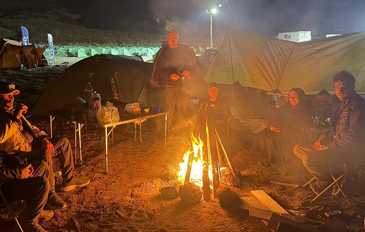 Konya Acıgöl'de adrenalin tavan yaptı! Jeokamp'tan renkli kareler