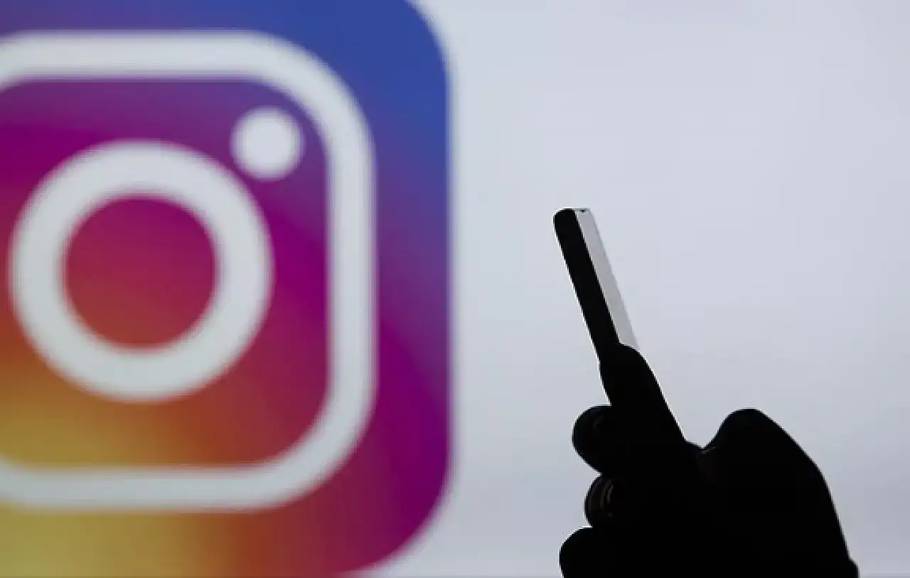 Instagram çöktü mü? Kullanıcılar akış, mesaj ve hikâye sorunlarından şikayetçi