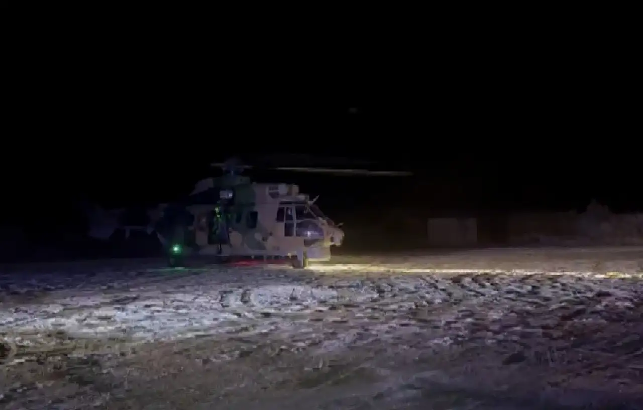 Zirvede kayboldular, Konya'dan gelen destekle kurtarıldılar