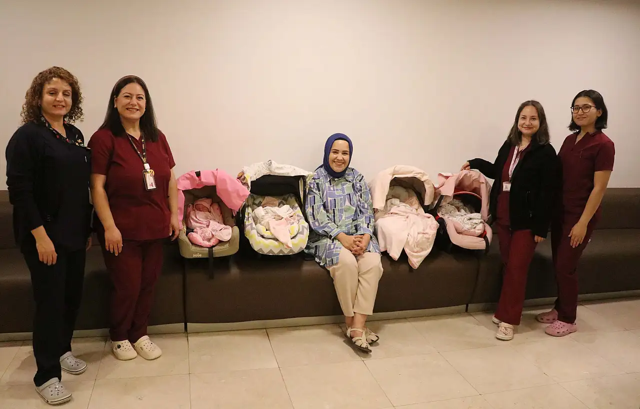 İkinci çocuk bekliyorlardı, dördüz sürpriziyle karşılaştılar