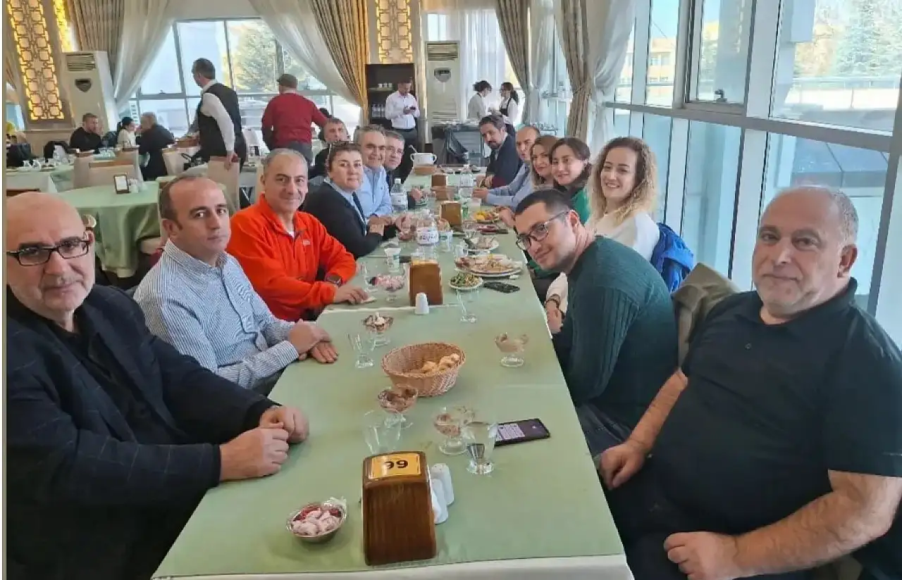 Selçuk Üniversitesi'nden 32 yıllık akademik yolculuğa veda