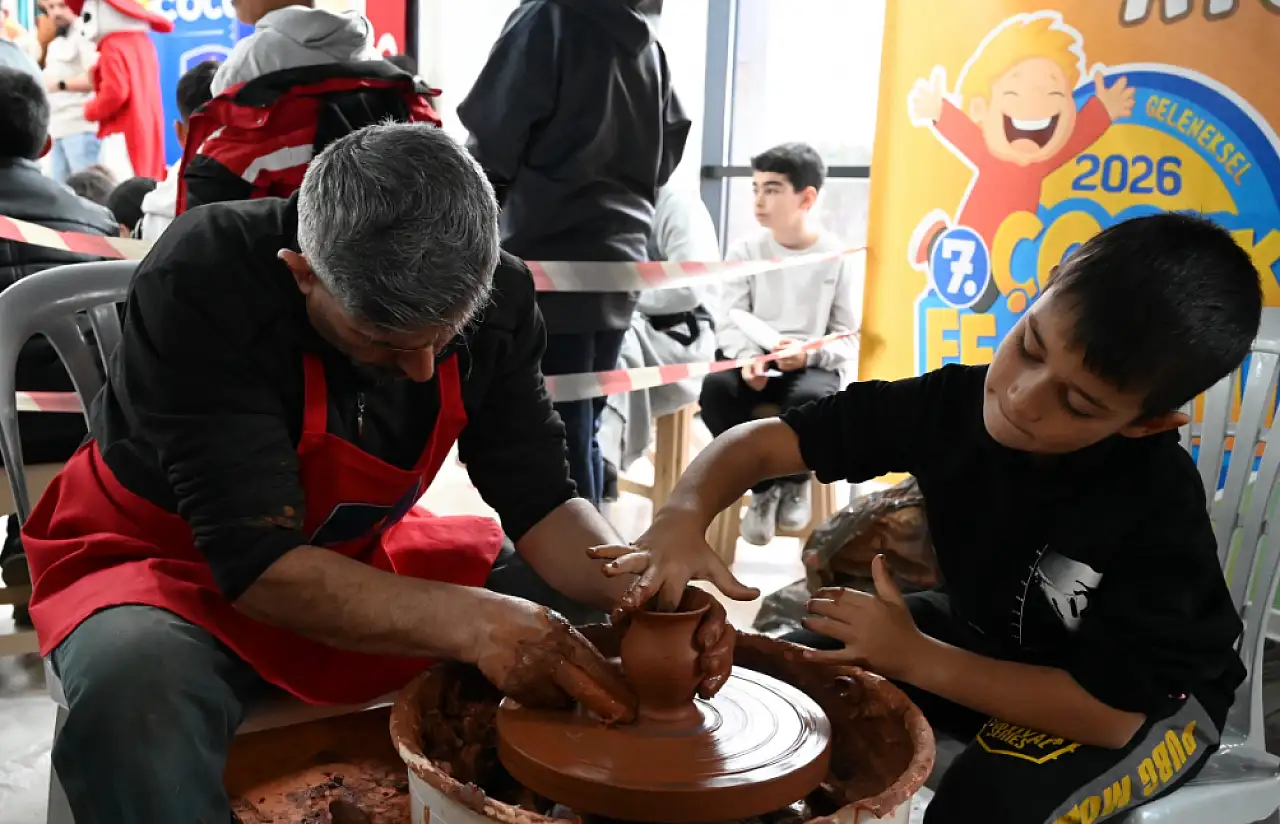 Konya'da sömestr coşkusu: 7. Geleneksel Çocuk Festivali kapılarını açtı