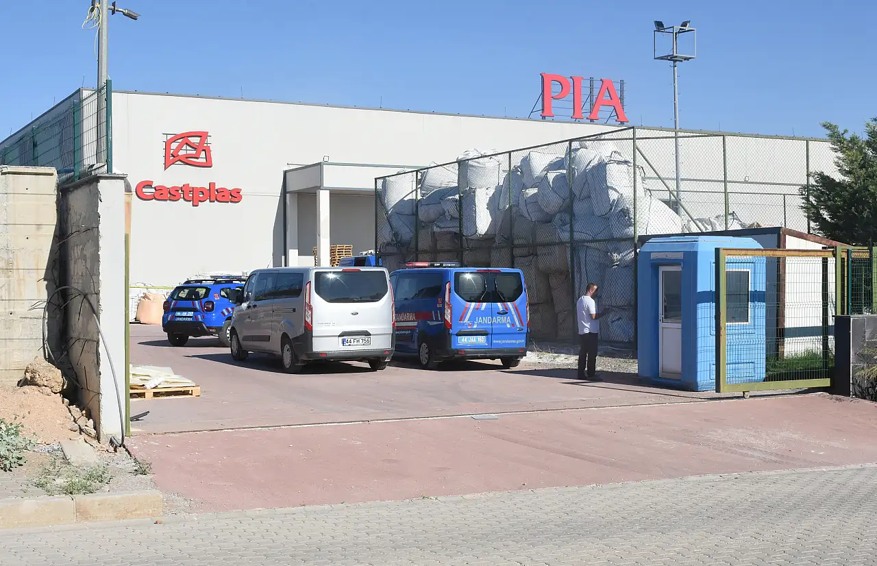 Kimyasal madde üreten fabrikadaki patlama meydana geldi