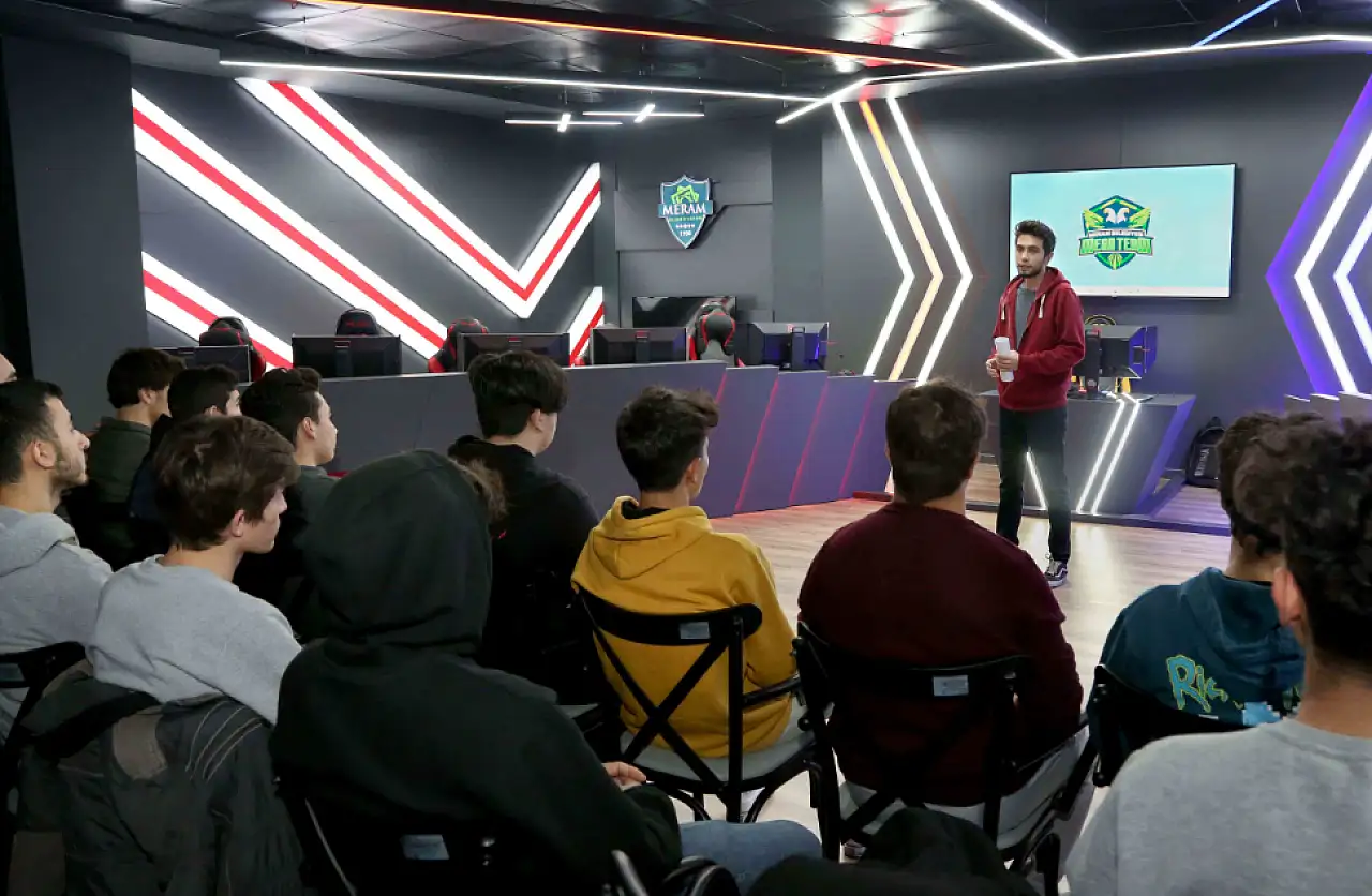 Konya'daki bir ilk: 5v5 League of Legends & Valorant Turnuvası'nı gerçekleştirilecek!