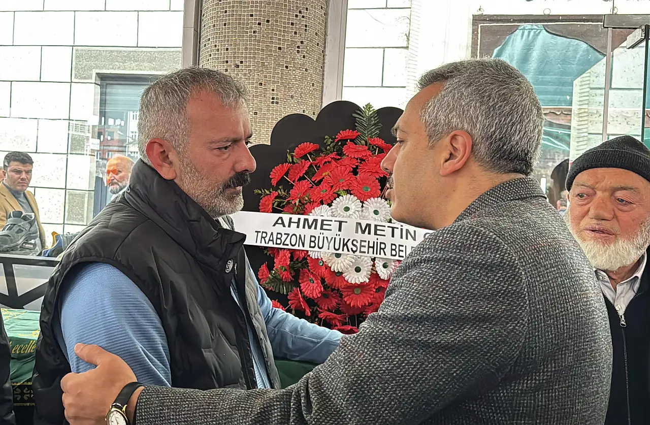 Çıkan yangında hayatını kaybeden üç kız kardeş son yolculuğuna uğurlandı