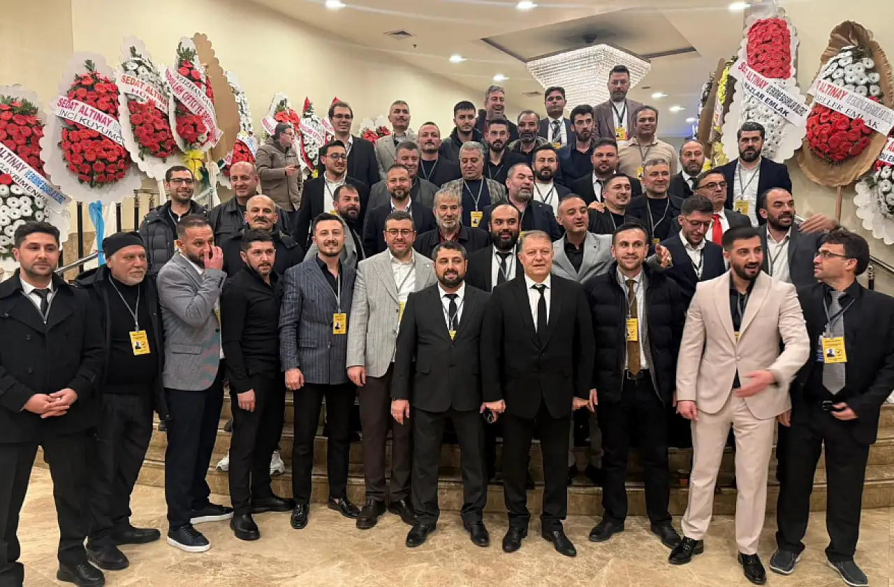 Konya Emlakçılar Odası'nda başkanlık görevi el değiştirdi!