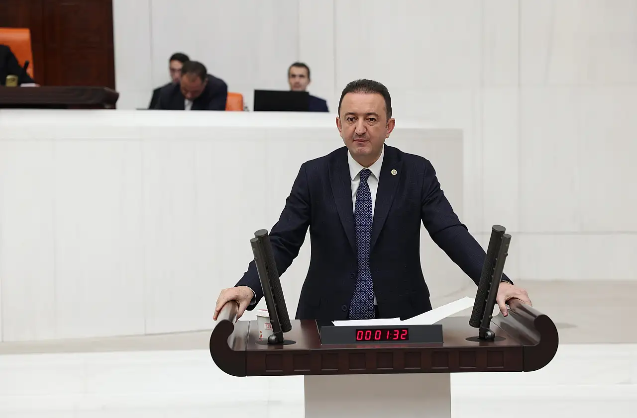 Konya'daki silahlı saldırıyı Meclis gündemine taşıyan Bektaş'tan bireysel silahlanmaya karşı çağrı geldi.