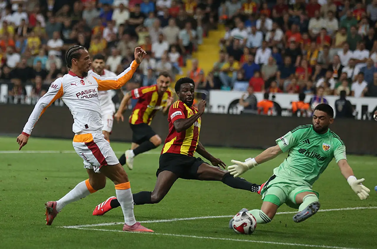 Galatasaray Kayseri'de şov yaptı!