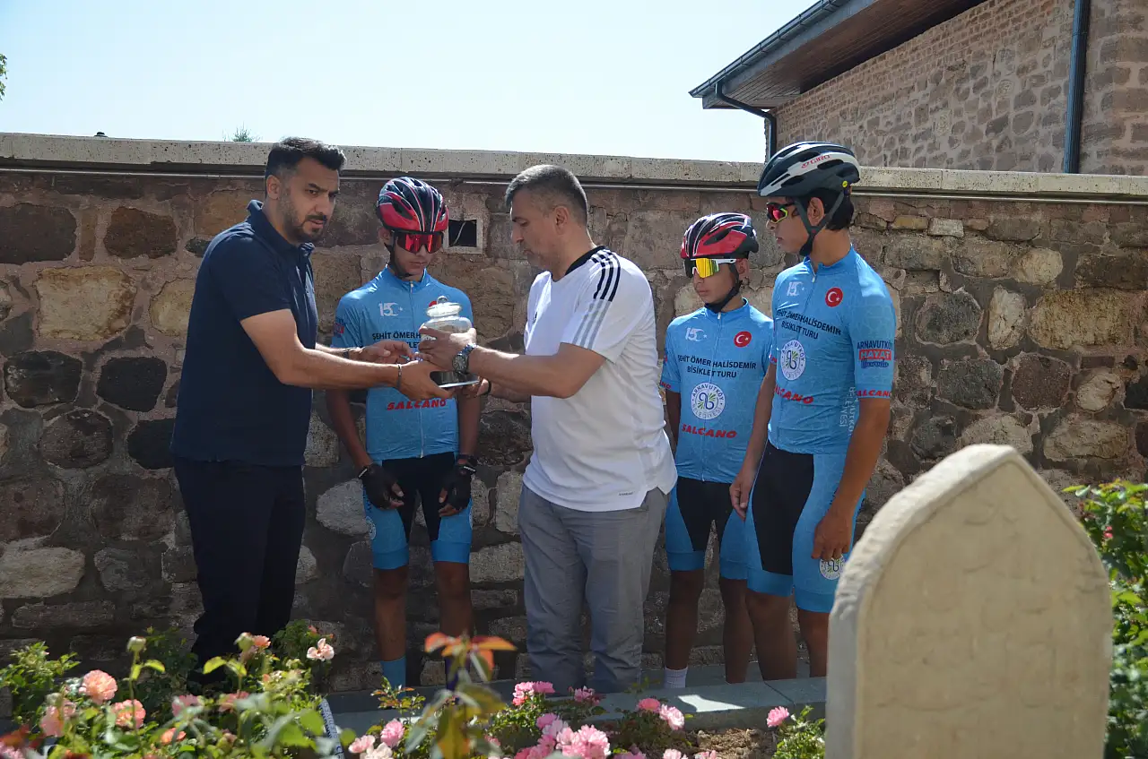 Şehit Ömer Halisdemir Bisiklet Turu Konya'da devam etti