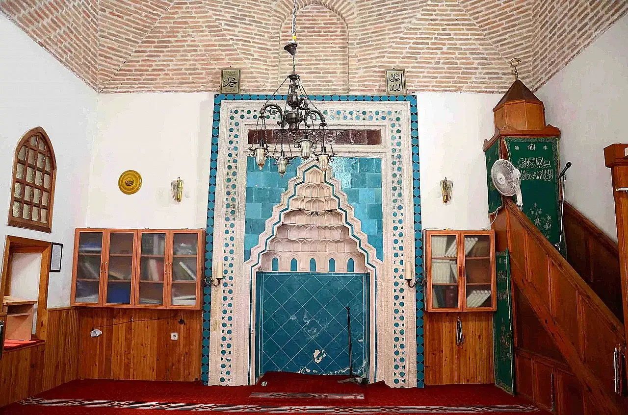 Konya'da her gün önünden geçiliyor ama kimse bu gizemi bilmiyor!
