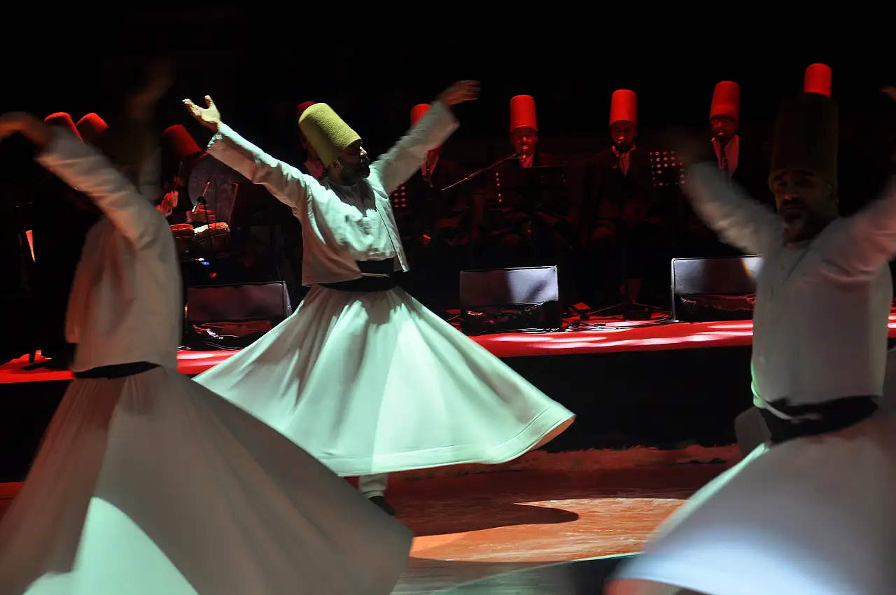 Mevlana'nın Konya'dan doğan çağrısı Kütahya'da yankılandı