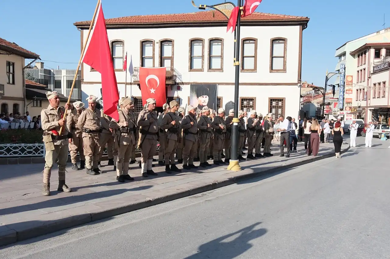 Milli Mücadele'nin kalbi Konya'da 24 Ağustos Onur Günü coşkusu!