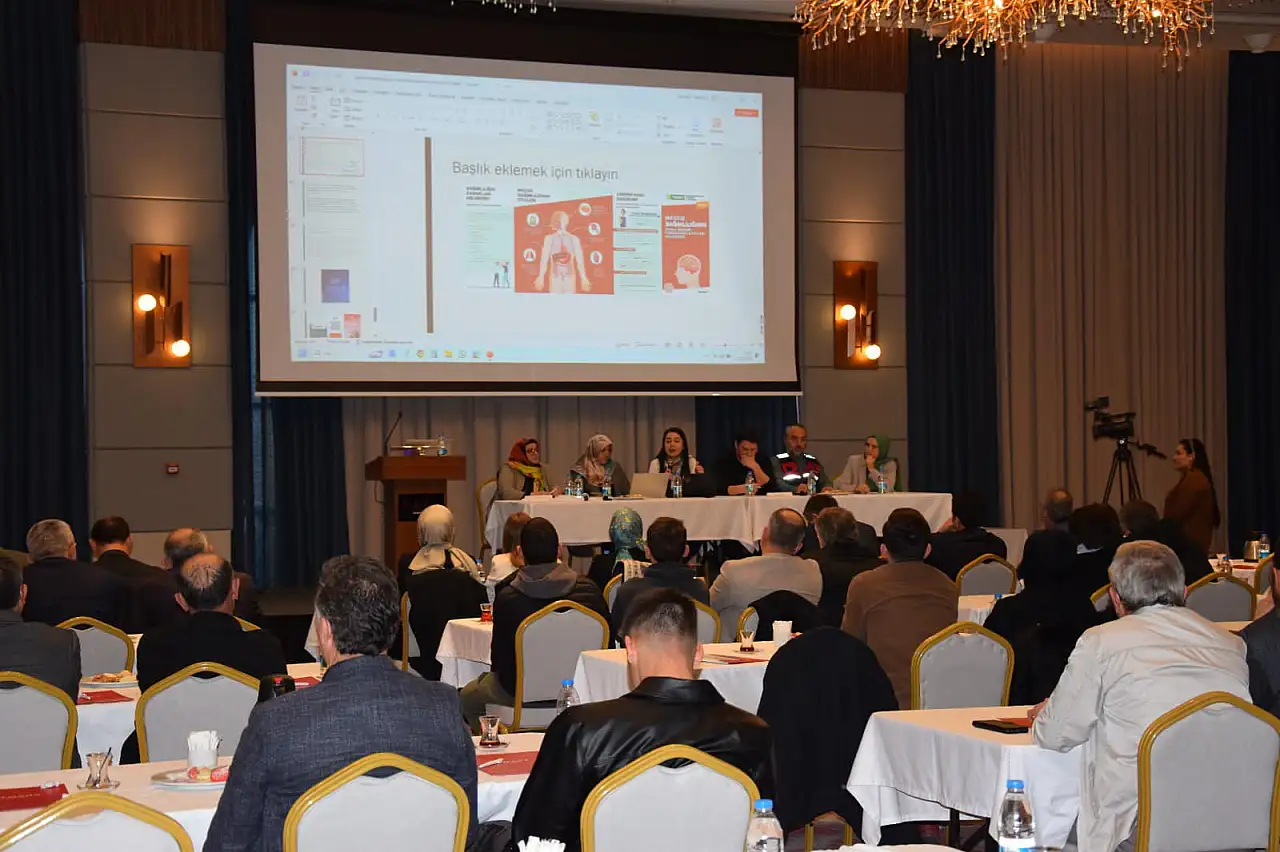 Konya'da madde bağımlılığıyla mücadeleyle ilgili çalıştay gerçekleşti