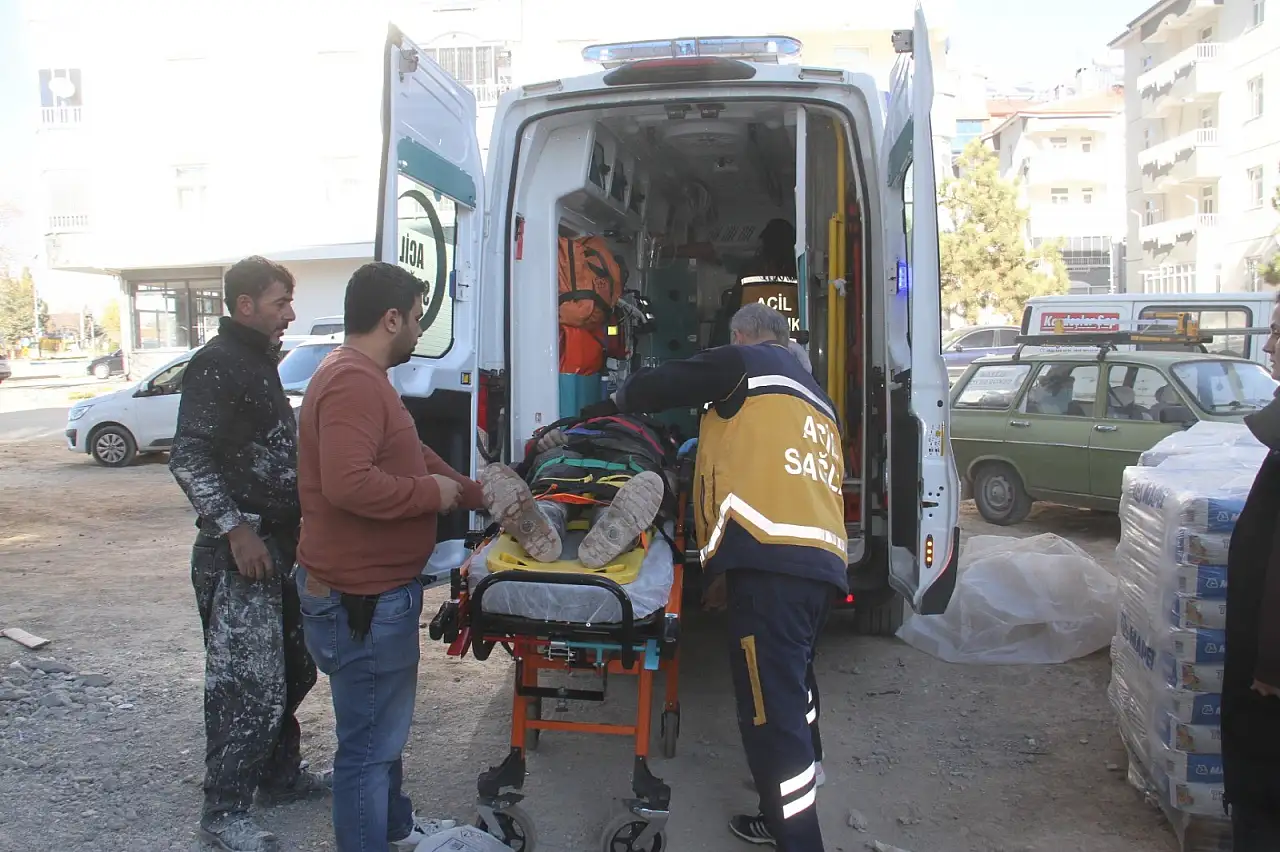 Konya'da 5 katlı binanın inşaatında feci olay! İşçi asansör boşluğuna düştü