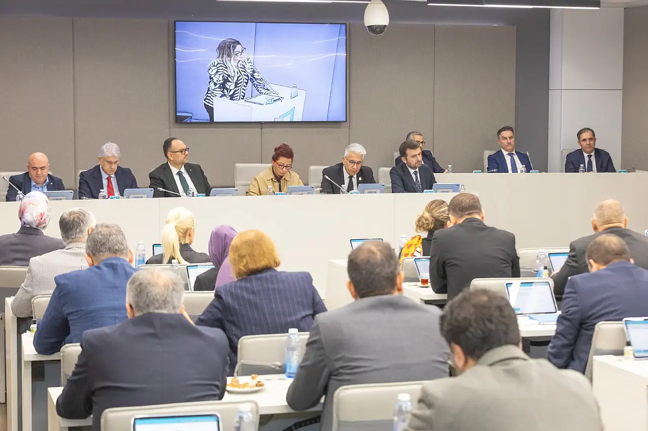 Basın sektöründe kritik adım! İlan ve gazete fiyatlarına güncelleme getirildi