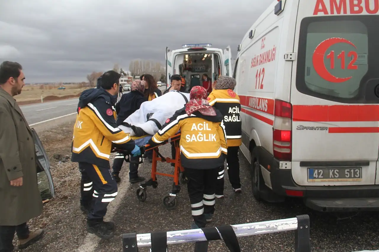 Konya'da feci trafik kazası: Aynı aileden 6 yaralı!