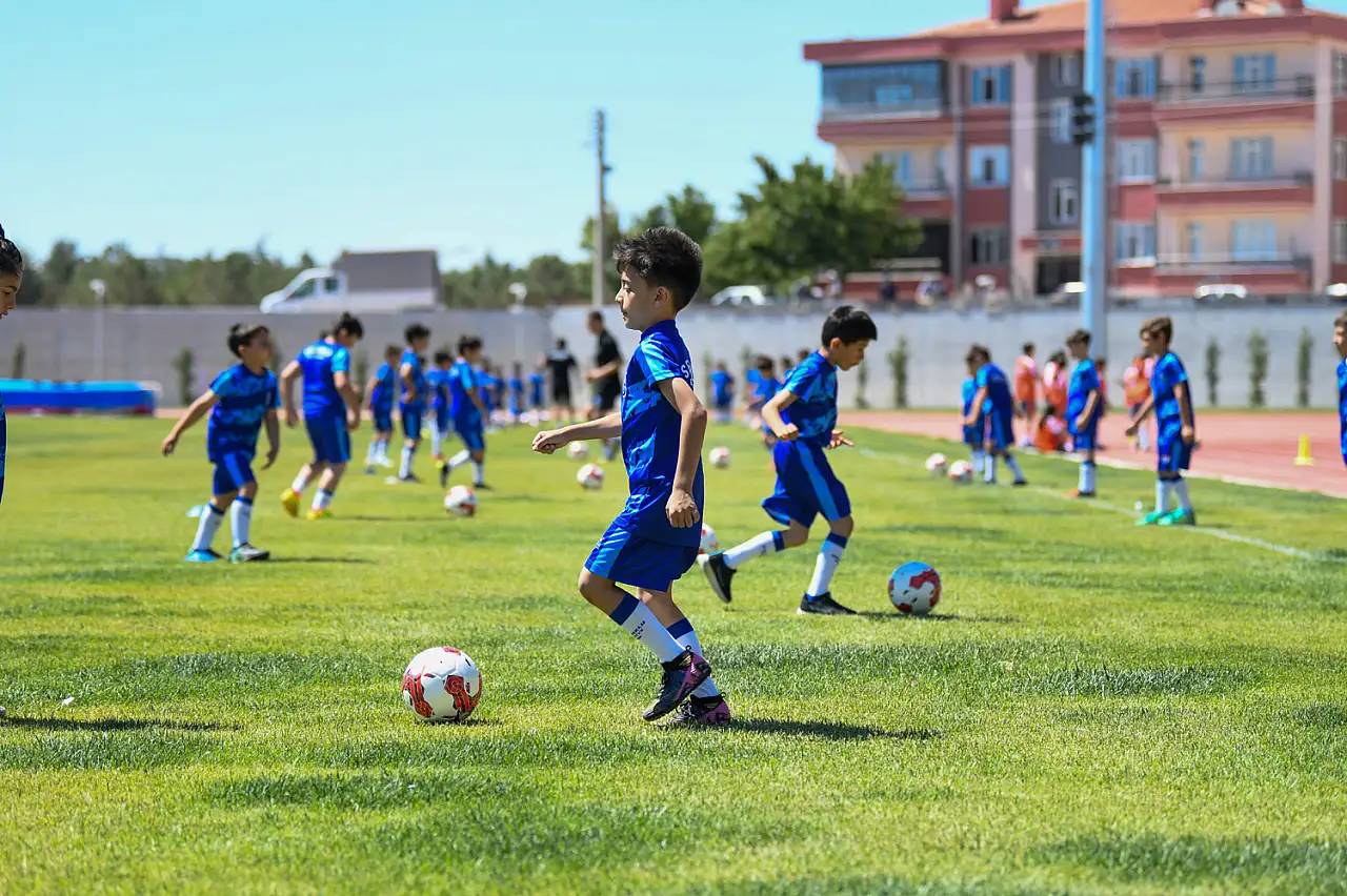 Geleceğin şampiyonları buradan çıkacak! Konya'daki dev tesis ilk kez kapılarını açtı