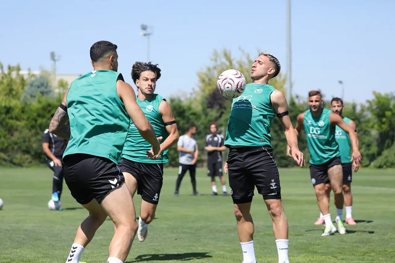Konyaspor, Fenerbahçe deplasmanına hazır