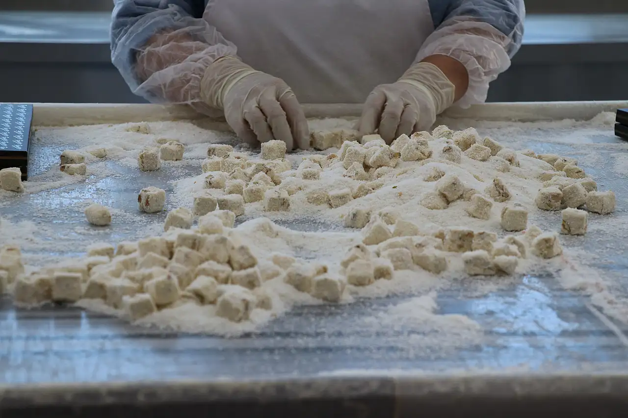 Safranbolu'nun lokum üreticilerinden bayram öncesi mesai
