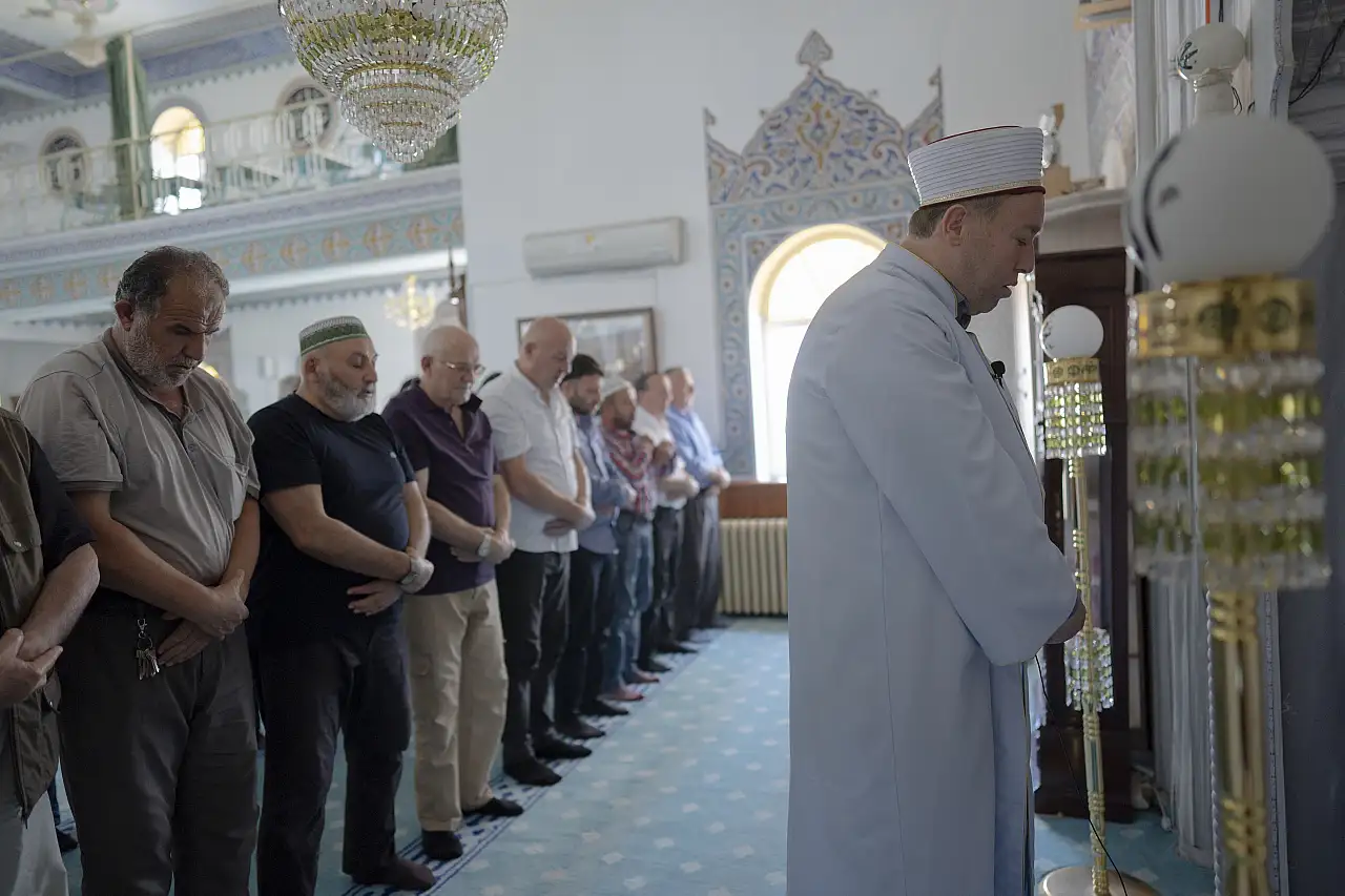 Ankara Mamak'ta üç kuşaklık cami imamlığı geleneği devam ediyor