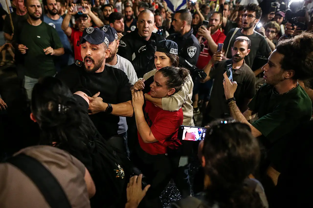 İsrail polisi, Batı Kudüs'teki gösteriye müdahale etti