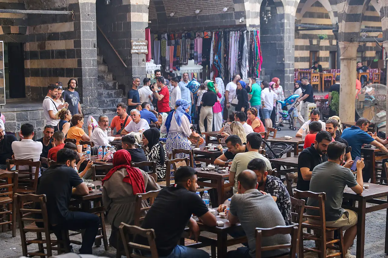 Diyarbakır'da turist akını